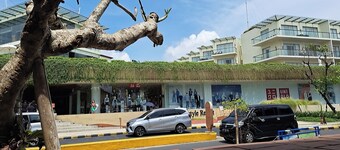 Welcoming InaDreadboy SurfClass