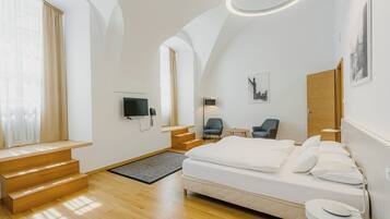 Deluxe Double Room | Blackout drapes, free WiFi, bed sheets