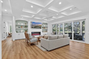 Televisio, pöytätennispöytä