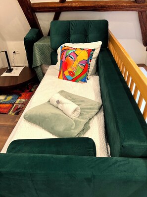 2 dormitorios, cuna de viaje, wifi gratis y ropa de cama