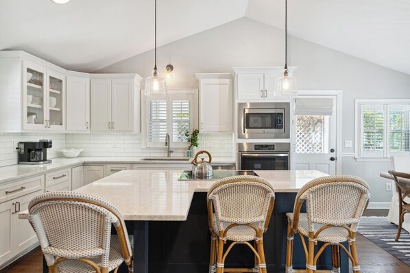 Private kitchen - Old Mount Pleasant Charmer (Mount Pleasant)