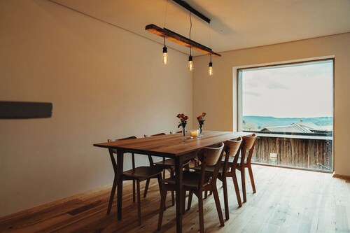 Spacious apartment for 6 people in the middle of the south of Swabia with a large outdoor area