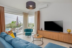 TV - Villa Nika in Markovac  - Haus für 6 Personen (Višnjan)