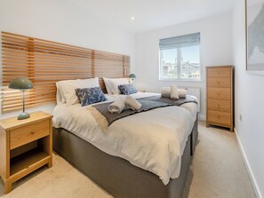 Room - 4 bedroom accommodation in Carbis Bay, near St Ives (Carbis Bay, near St Ives)