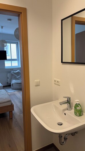 1 bedroom, WiFi, bed sheets - In the heart of the city of Passau. Very central vacation apartment Apartment Donauwelle 1 (Passau)