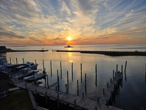Marina - Kokomo Sands, Hatteras Village, Waterfront Home (Hatteras)