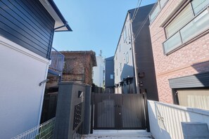 Exterior - Flora Maison Kamiochiai by Tranova (Tokyo)