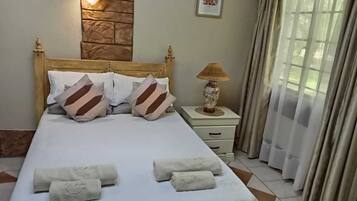 Basic Double Room, Garden View | Free WiFi