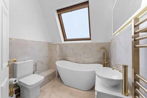 Hårføner og håndklær