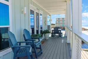 Huis, Meerdere bedden (Just Beachy) | Buiten dineren