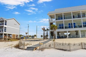 House, Multiple Beds (Just Beachy) | Exterior