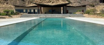 La Morada Punta Sal - Beach house in front of the ocean