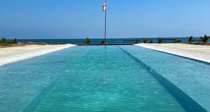 La Morada Punta Sal - Brand new beach house in front of the ocean