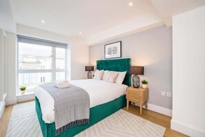 2 soverom, strykejern/-brett, wi-fi og sengetøy