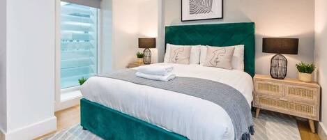 2 dormitorios, tabla de planchar con plancha, wifi y ropa de cama