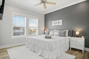 3 bedrooms, WiFi, bed sheets