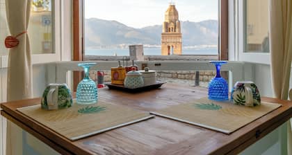Il Sogno, apartment with sea view in the historic center of Gaeta