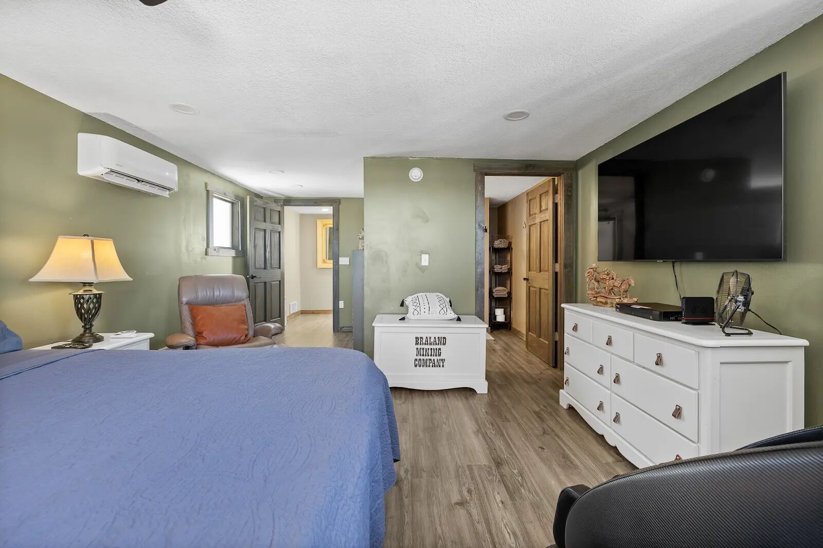 Charming 3-bedroom Miners Theme With Wifi And Ac In Fabulous Lead. - Lead, SD