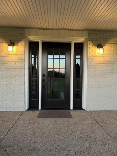 Spacious countryside getaway with a pool! Fun for the whole family or friends!