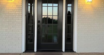 Spacious countryside getaway with a pool! Fun for the whole family or friends!