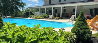 Spacious countryside getaway with a pool! Fun for the whole family or friends!