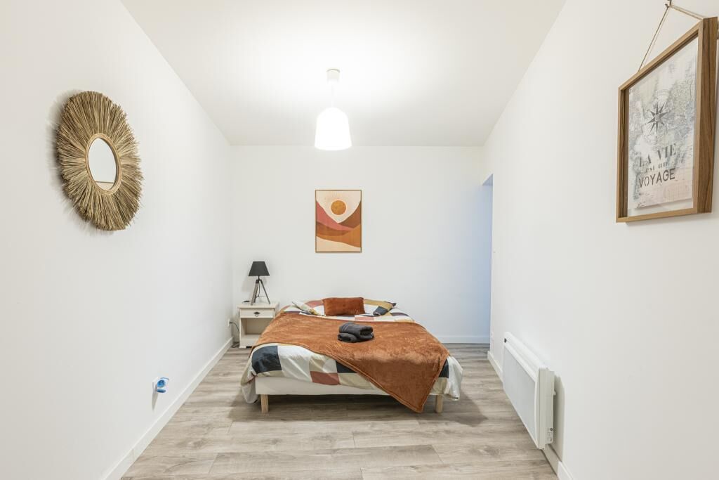 1 bedroom, desk, iron/ironing board, travel crib