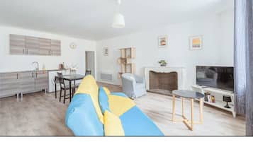 Smart TV, books, offices