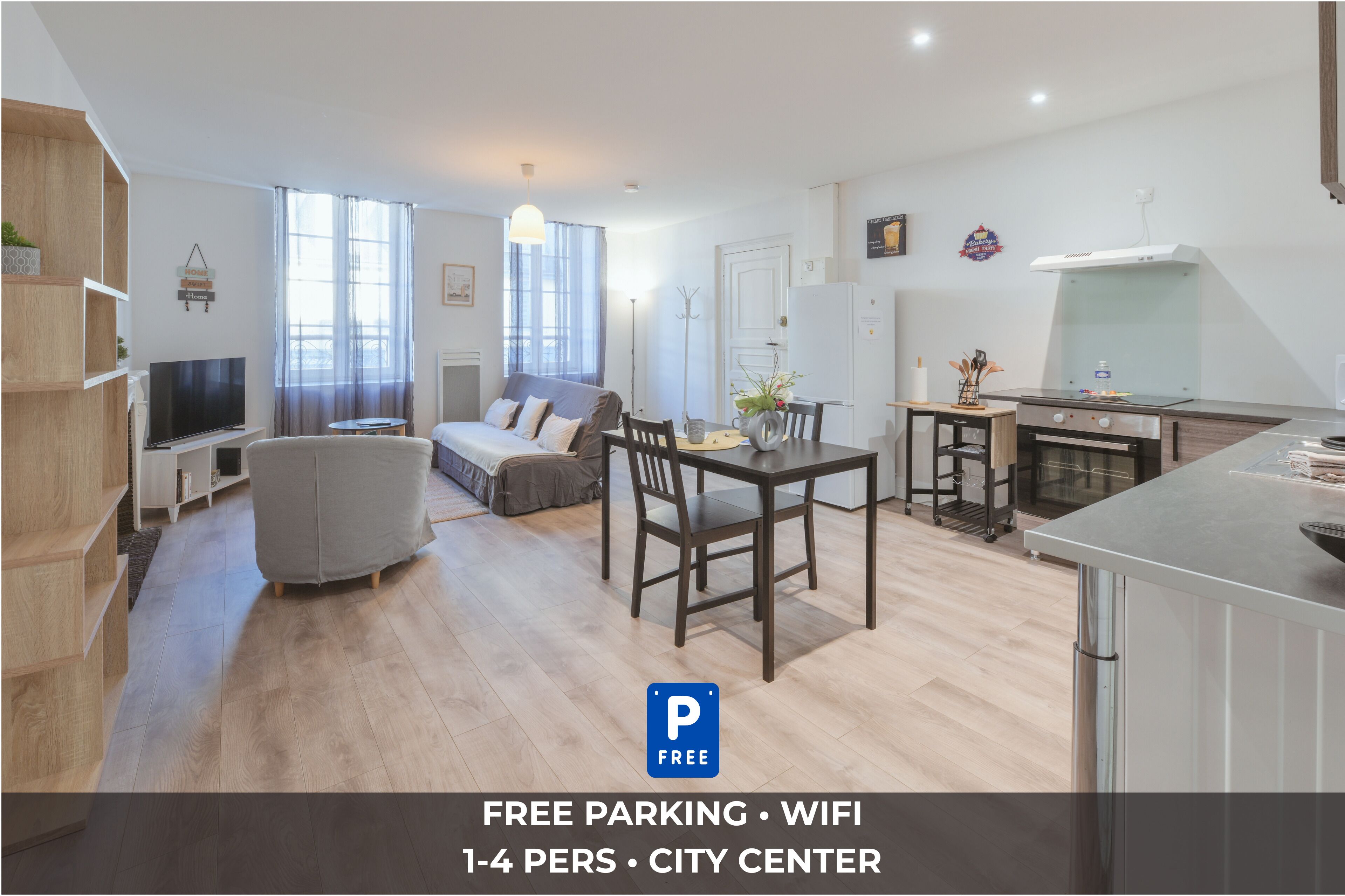 Smart TV, libri, studio