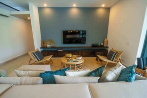 Smart TV, books, offices