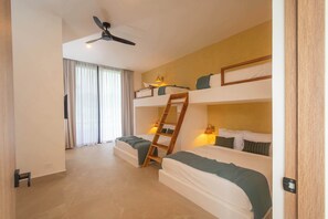 5 bedrooms, iron/ironing board, free WiFi, bed sheets - New Private 5BR Luxury Volcano Villa with waterslide & breakfast - Xanadu Villa (San Carlos)