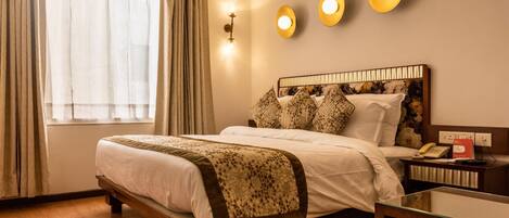 1 bedroom, laptop workspace