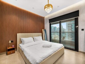 1 bedroom, desk, iron/ironing board, WiFi