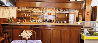 JR HOTEL