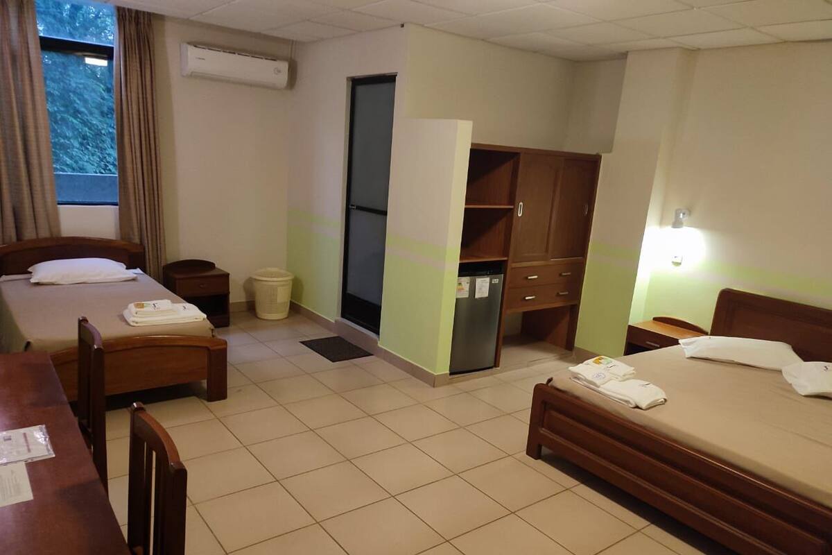 Family Room | Meja, Wi-fi percuma 