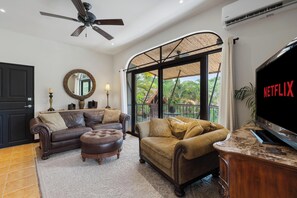 Interior - Suite 4 - Sloth Pool&Beach 3 BR Condo (Brasilito)