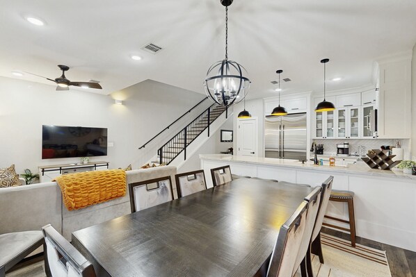 Dining - Premier brand new build penthouse condo on the Guadalupe River near Gruene (New Braunfels)