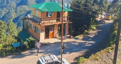 Charming 1-bedroom hotel in beautiful Bhimtal with WiFi