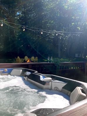 Bain à remous extérieur