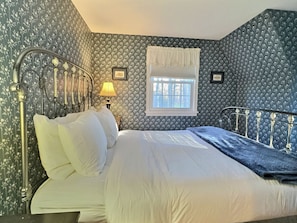 3 chambres, fer et planche à repasser, lit parapluie, Wi-Fi gratuit