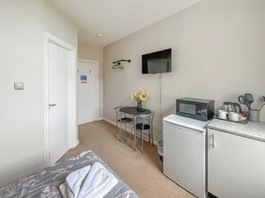 1 間睡房、免費 Wi-Fi、床單