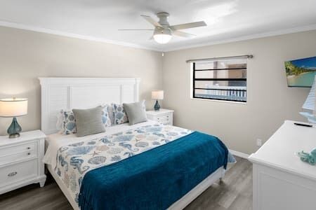 1 chambre, fer et planche à repasser, lit parapluie, Wi-Fi gratuit