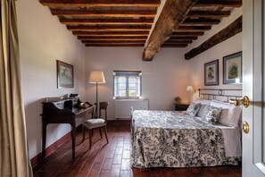 Villa, Garden View | 5 bedrooms, free WiFi - In The Heart Of Chianti Pool Wifi View  (Castellina in Chianti)