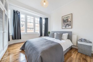 3 soverom, strykejern/-brett, wi-fi og sengetøy