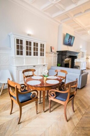 Living area - Smart Appart Gare Du Midi (Brussels)