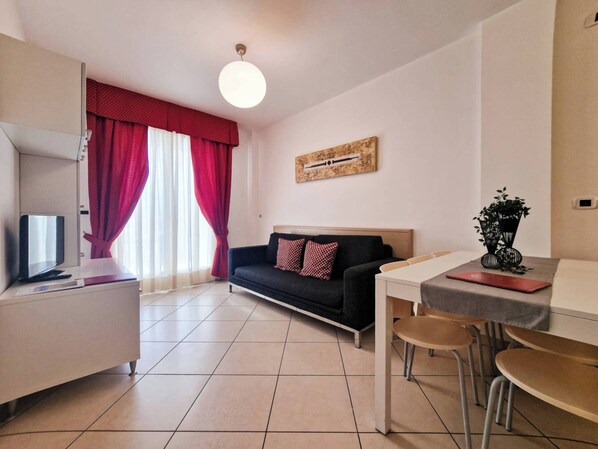 Apartment, 1 Bedroom, Terrace | Living room