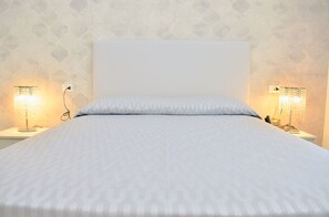 อพาร์ทเมนท์, 1 ห้องนอน, ระเบียง | 2 ห้องนอน