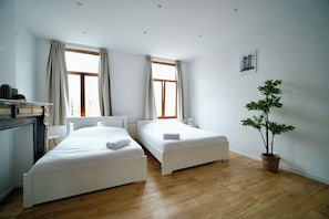 1 bedroom, blackout drapes, iron/ironing board, free WiFi - Smart appart - City center (Brussels)