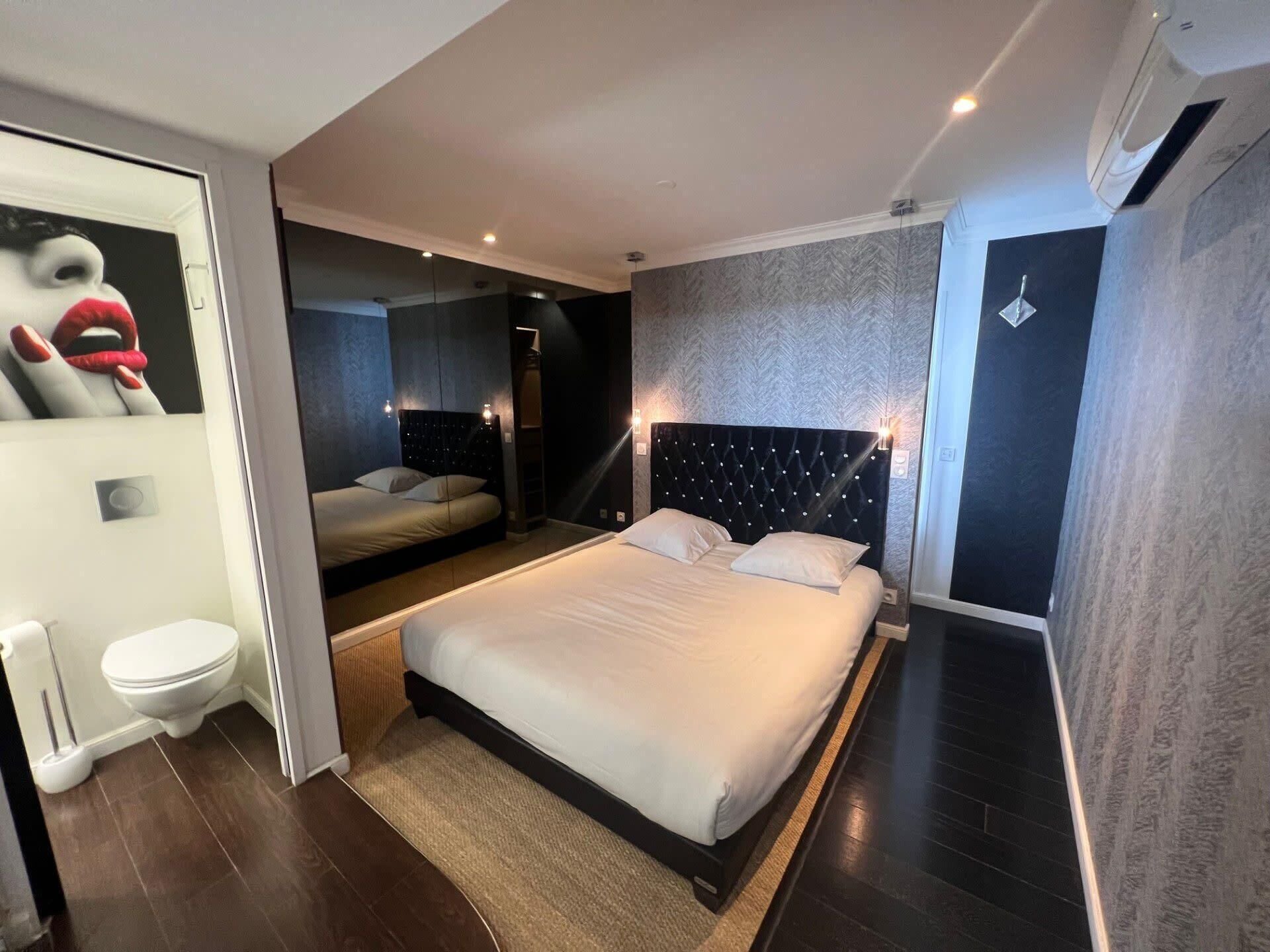 1 chambre, fer et planche à repasser, Wi-Fi, draps fournis