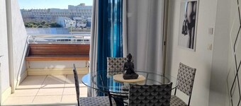 Naturiste Cap d'Agde Port Ambonne 204