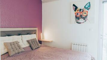 1 bedroom, WiFi, bed sheets